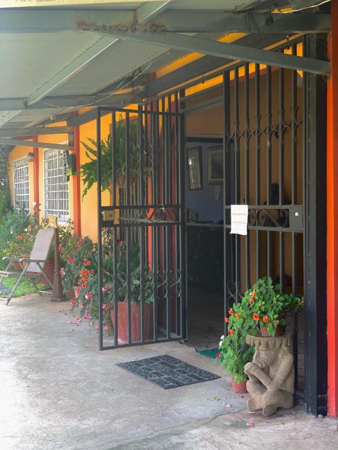 Black Lion Inn Santiago Exterior foto